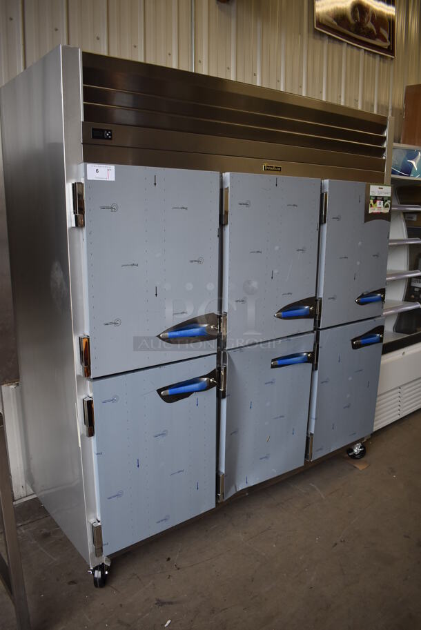 BRAND NEW SCRATCH AND DENT! Traulsen G31003 Stainless Steel Commercial 6 Half Size Reach In Door Freezer w/ Poly Coated Racks on Commercial Casters. 115 Volts, 1 Phase. 76x34x83. Tested and Working! - Image 7 of 8