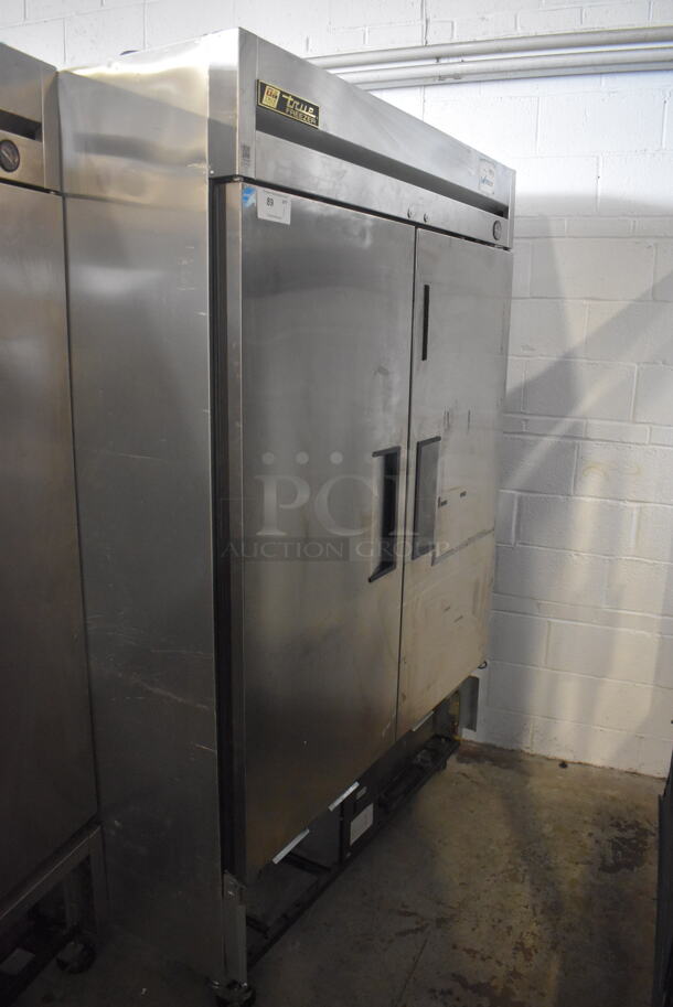 2013 True T-49F Commercial Stainless Steel Reach In Electric Powered Freezer With Polycoated Racks on Commercial Casters. 115V/ 1 Phase. Tested And Powers On But Does Not Get Cold - Image 2 of 6