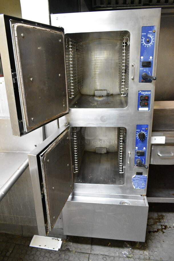 Cleveland Gemini 10 Stainless Steel Commercial Floor Style 2 Deck Steam Cabinet. This Unit Was In Working Condition When the Restaurant Closed. (kitchen) - Image 2 of 8