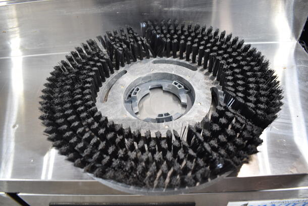 BRAND NEW SCRATCH AND DENT! Clark 804CLARKE380B 15B 15" AGM Cordless Walk Behind Disc Floor Scrubber - 3.5 Gallon. 115 Volts, 1 Phase. Cannot Test Due To Missing Power Cord - Image 6 of 10