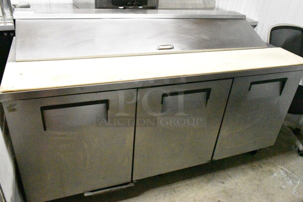 True Stainless Steel Commercial Sandwich Salad Prep Table Bain Marie Mega Top on Commercial Casters. 115 Volts, 1 Phase. Tested and Working! - Image 1 of 8