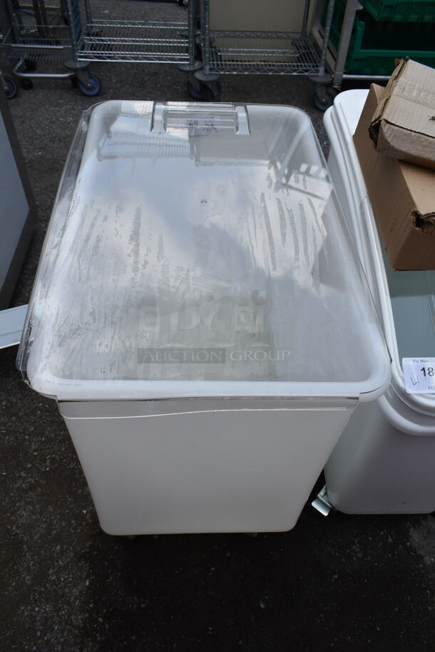 BRAND NEW SCRATCH AND DENT! Cambro IB44148 42.5 Gallon / 680 Cup White Flat Top Mobile Ingredient Storage Bin with Sliding Lid on Commercial Casters.  - Image 2 of 5