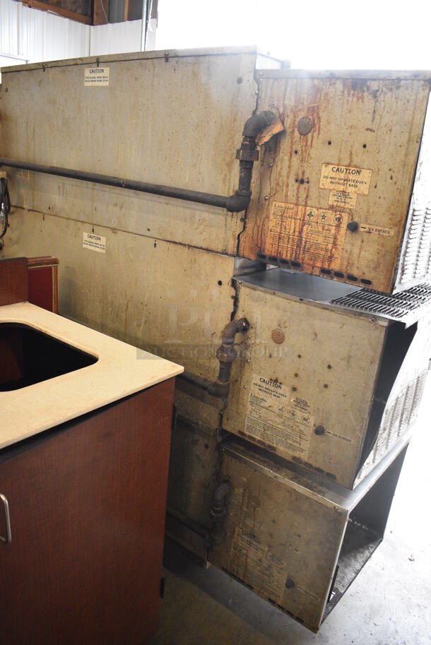 3 Lincoln Impinger Model 1600-015-AL Stainless Steel Commercial Natural Gas Powered Conveyor Pizza Oven on Commercial Casters. Bottom Oven Does Not Have Conveyor Belt. 110,000 BTU. 82x61x66. 3 Times Your Bid! - Image 5 of 9