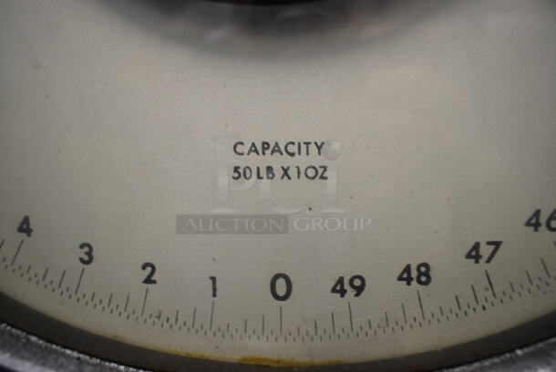 Hobart Floor Style 50 Pound Capacity Scale.  - Image 3 of 3