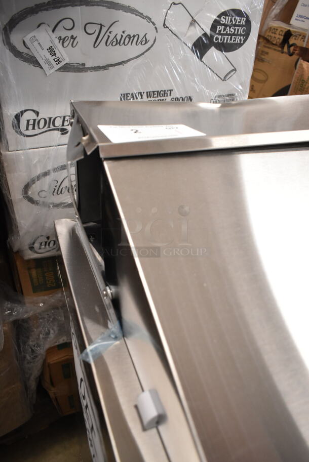 BRAND NEW SCRATCH AND DENT! 2023 Avantco 178SSPT71HC Stainless Steel Commercial Sandwich Salad Prep Table Bain Marie Mega Top on Commercial Casters. 115 Volts, 1 Phase. Tested and Working! - Image 5 of 11