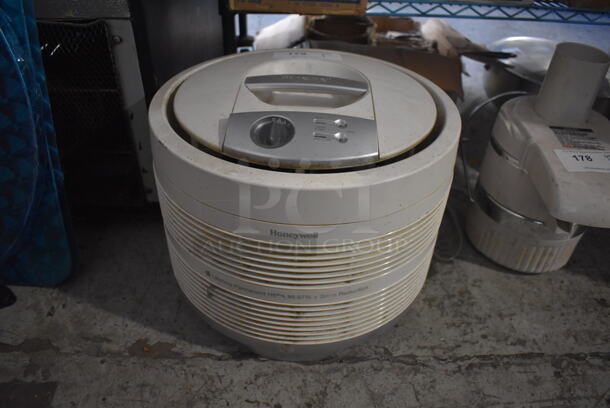 Honeywell 50150 Countertop Purifier. 120 Volts, 1 Phase. 16x16x13