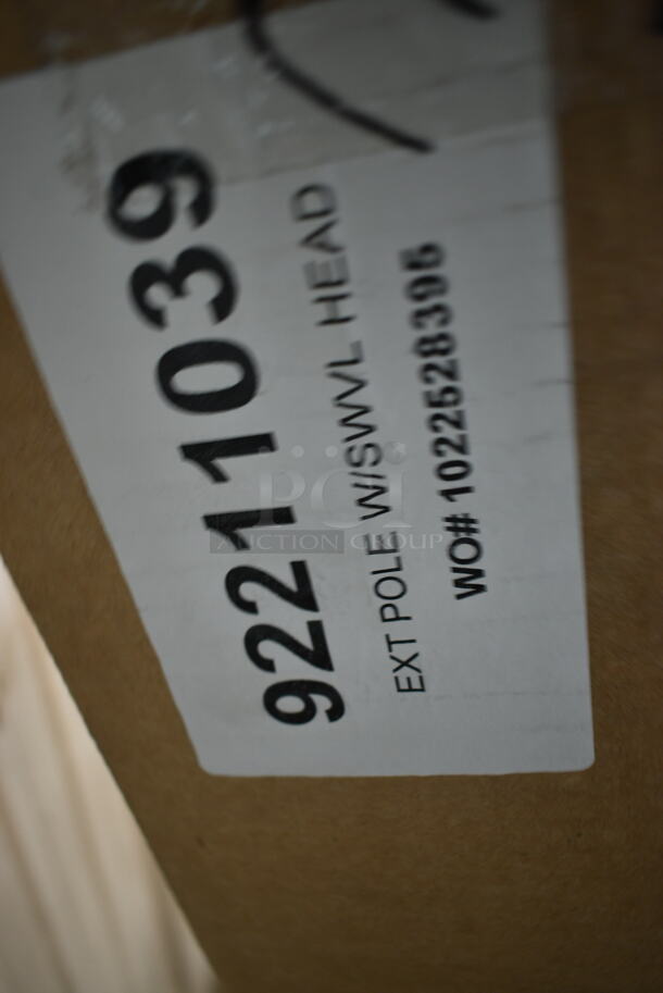 BRAND NEW SCRATCH AND DENT! 3 92211039 Ext Pole w/ Swivel Head.  - Image 4 of 4