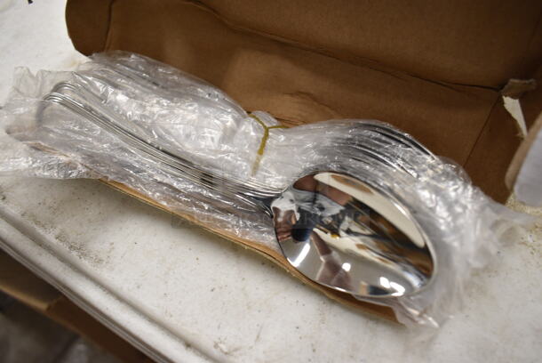24 BRAND NEW IN BOX! Winco 0030-03 Stainless Steel Shangrila Dinner Spoons. 7". 24 Times Your Bid! - Image 2 of 4