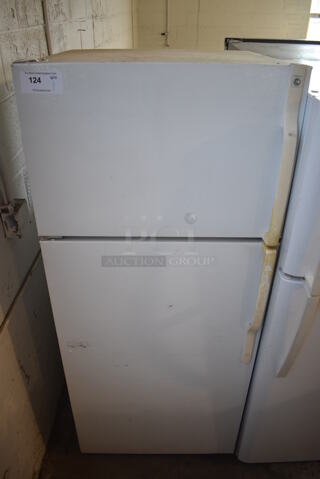General Electric TBX16SABNLWW Metal Cooler Freezer Combo Unit. 120 Volts, 1 Phase. 28x28x68. Tested and Working!