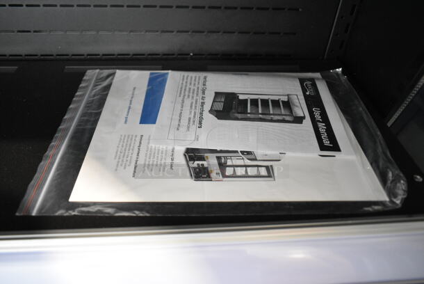 BRAND NEW SCRATCH AND DENT! 2023 Avantco MDR-2GD-35C Metal Commercial 46" Black Refrigerated Air Curtain Grab N Go Merchandiser. See Pictures for Broken Glass Pane. 115 Volts, 1 Phase. Tested and Working! - Image 6 of 8