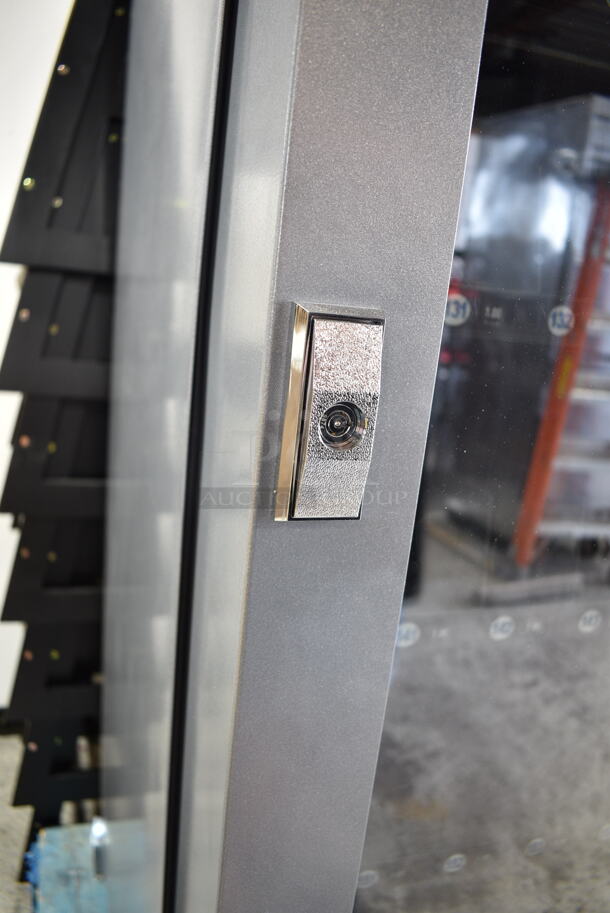 BRAND NEW SCRATCH AND DENT! Seaga Envision ENV5B Metal Commercial 40-Item Refrigerated Vending Machine / Beverage Merchandiser. 115 Volts, 1 Phase. Tested and Working! - Image 6 of 12