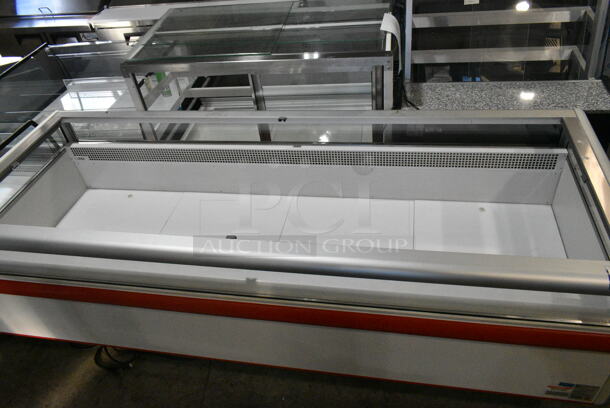 BRAND NEW SCRATCH AND DENT! Econocold OM-EIF/CF100 Metal Commercial Floor Style Self Contained Island Fridge. 115/220 Volts, 1 Phase. Tested and Does Not Power On - Image 3 of 7