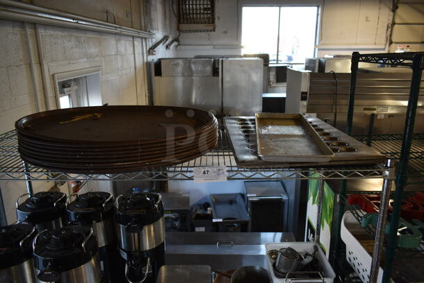 ALL ONE MONEY! Tier Lot of Various Items Including Serving Trays and Metal Pans - Image 1 of 3