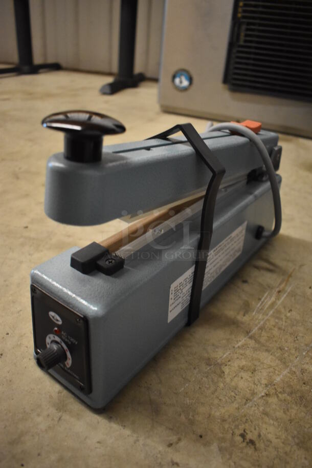 AIE-200C Metal Commercial Countertop Impulse Sealer. 120 Volts, 1 Phase. 3x14x9. Tested and Working! - Image 6 of 6