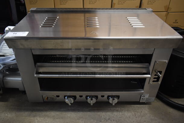 BRAND NEW SCRATCH AND DENT! Cooking Performance Group 351S36SBN Stainless Steel Commercial 36" Natural Gas Powered Salamander Broiler Cheese Melter. - Image 2 of 4