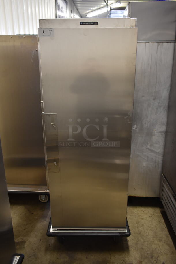 BRAND NEW SCRATCH AND DENT! 2021 Lakeside 552 Aluminum Cart for 15" x 20" Trays - 24 Tray Capacity on Commercial Casters.  - Image 1 of 6