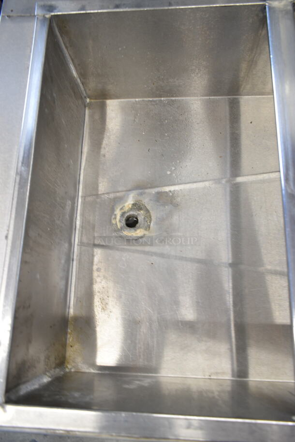 Stainless Steel Commercial Electric Powered Steam Table w/ Under Shelf. 208-240 Volts. - Image 4 of 8