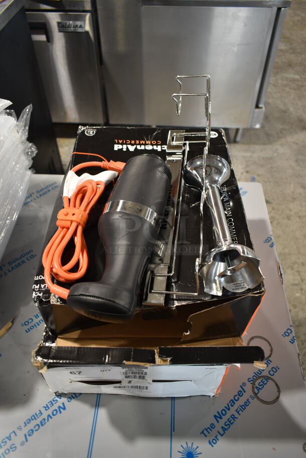 BRAND NEW SCRATCH AND DENT! KitchenAid KHBC310OB 300 Series 10" Two-Speed Immersion Blender. 120 Volts, 1 Phase. Tested and Working! - Image 2 of 7