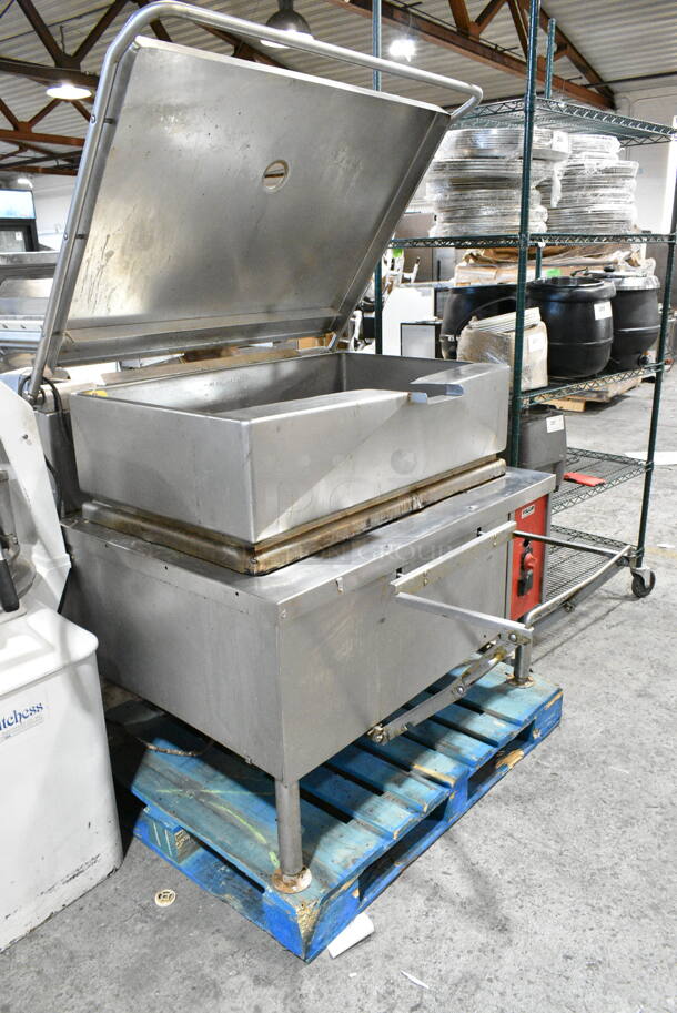 Vulcan Stainless Steel Commercial Natural Gas Powered Floor Style Braising Pan Tilting Pan.  - Image 7 of 7