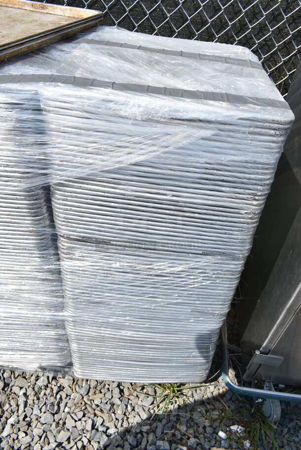 PALLET LOT of 200 Metal Full Size Baking Pans. 200 Times Your Bid! - Image 3 of 7