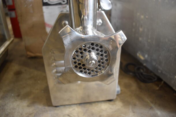BRAND NEW SCRATCH AND DENT! Avantco Model MG12 Stainless Steel Commercial Countertop #12 Meat Grinder w/ Tray. 110 Volts, 1 Phase. 10x17x19.5. Tested and Working! - Image 5 of 7