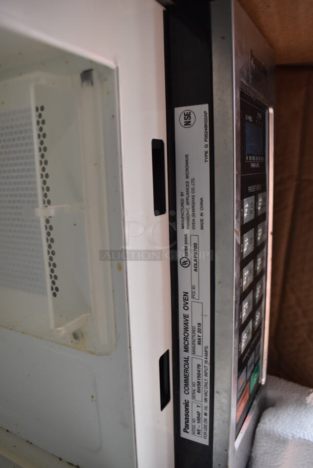 2018 Panasonic NE-1054F T Metal Countertop Microwave Oven. 120 Volts, 1 Phase. 20x13x11 - Image 6 of 7