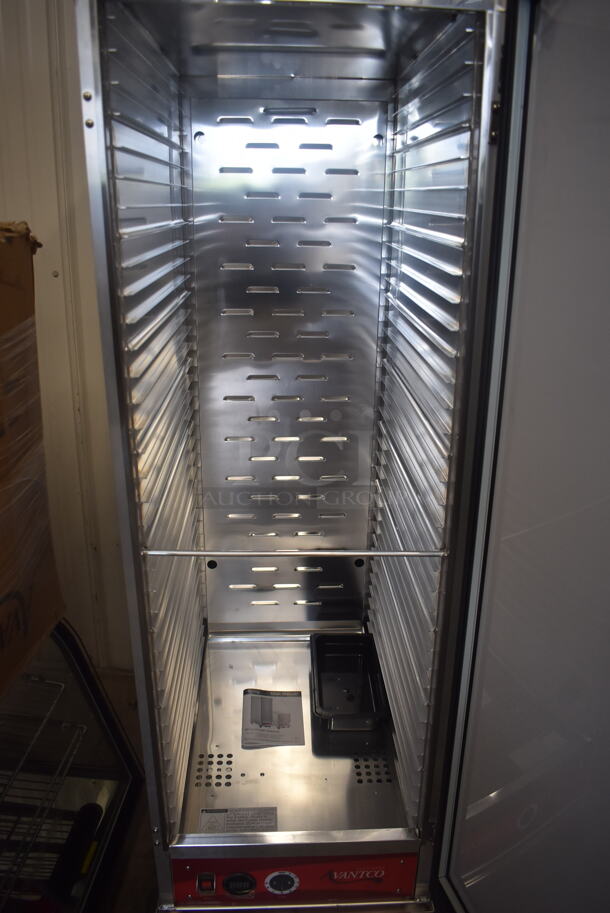 BRAND NEW SCRATCH AND DENT! Avantco 177HEAT1836I Insulated Full Size Heating & Holding Cabinet with Clear Door on Commercial Casters. 120 Volts 1 Phase. Tested and Working! - Image 4 of 9