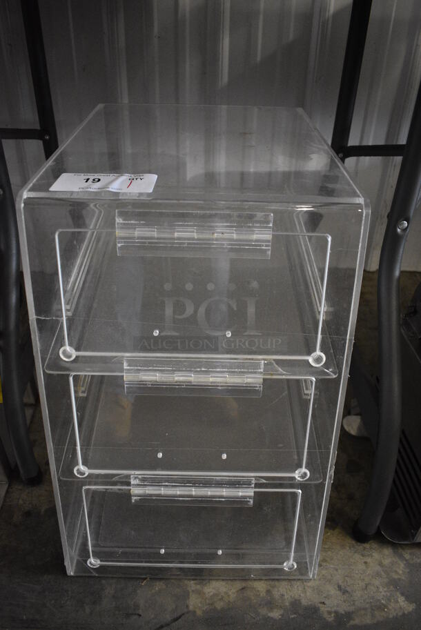 Clear Poly Countertop Display Case. 13.5x21.5x20.5