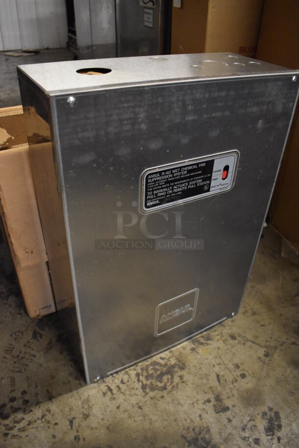BRAND NEW IN BOX! Ansul R-102 Stainless Steel Wet Chemical Fire Suppression System w/ Tank. 17x8x23.5 - Image 2 of 5