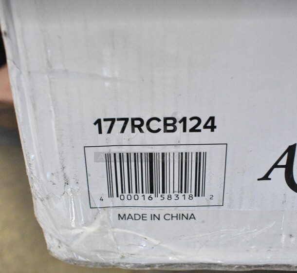 BRAND NEW SCRATCH AND DENT! Avantco 177RCB124 124 Cup (62 Cup Raw) Electric Rice Cooker / Warmer with Removable Lid. 240 Volts, 1 Phase.  - Image 3 of 3