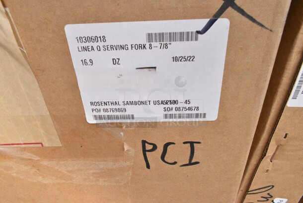 20 BRAND NEW! Boxes Including Rosenthal Sambonet TD1-24 Stockpot 10.5 Quart, Linea Serving Fork, Cal-mil 22301-1-71 Service Tray, Vollrath 52434 1/6 Size Lid, Costa Nova, Vollrath 82030 Pitchers, Spring USA 2374-6W 6 qt Convertible Induction Buffet Server w/ Hinged Lid, 005606 20x20 Drawer Assy, Vollrath CT2BH-120400 Conveyor Bagel and Bun Toaster, Winco MPF-57 Super Fine Mesh Basket, SQH8 Tablecraft Squeeze Bottles. 20 Times Your Bid!  - Image 3 of 12