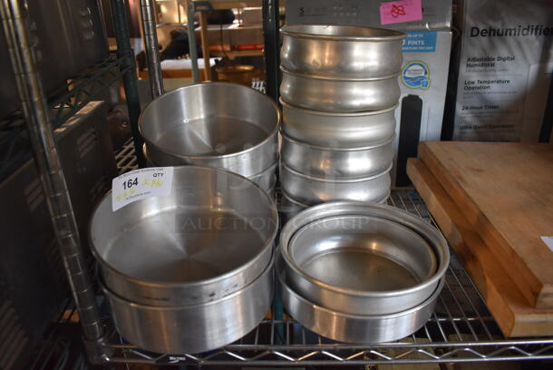 ALL ONE MONEY! Lot of 14 Various Metal Round Baking Pans. Includes 9.5x9.5x3