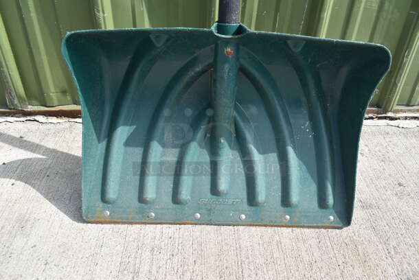 Snow Shovel. - Image 2 of 2