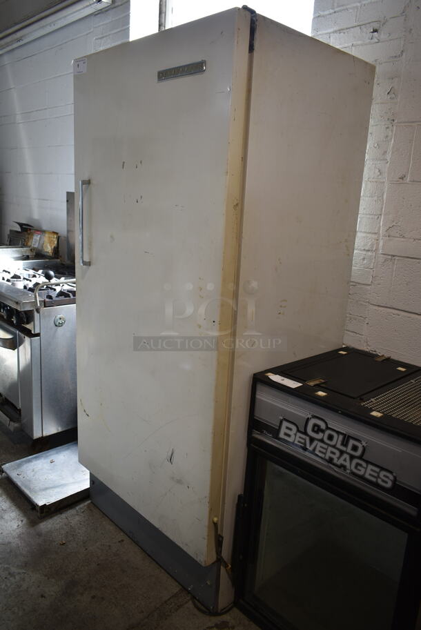 Kelvinator Metal Single Door Reach In Freezer. Tested and Powers On But Does Not Get Cold - Image 2 of 3