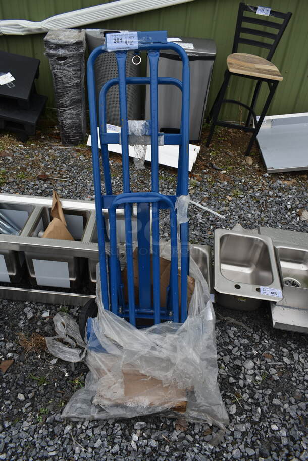 BRAND NEW SCRATCH AND DENT! Lavex 257HT0041 750 lb. 3-in-1 Convertible Hand Truck with Ace-Tuf Wheels - Image 2 of 5