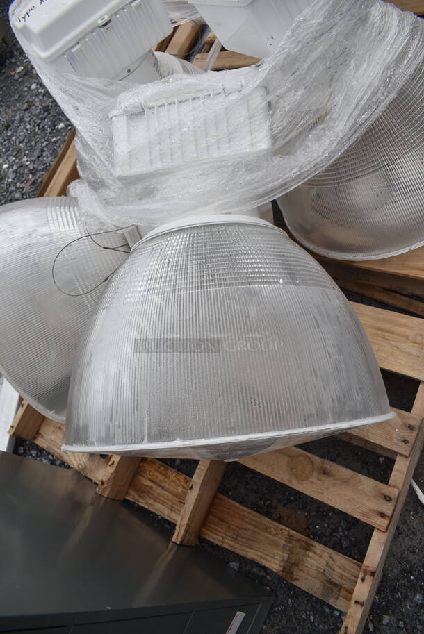 PALLET LOT of 4 Genlyte Metal Wide-Lite Lights. 4 Times Your Bid! - Image 2 of 6