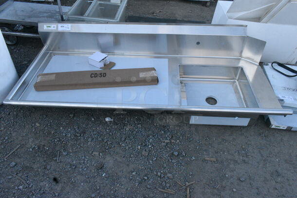 BRAND NEW SCRATCH AND DENT! Regency 600DDT72L 16 Gauge 6' Soiled / Dirty Dish Table - Left Drainboard - Image 2 of 6