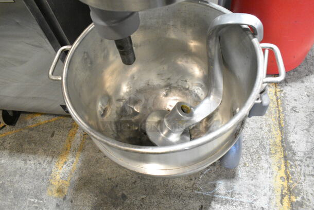 Hobart H-600 Metal Commercial Floor Style 60 Quart Planetary Dough Mixer w/ Mixing Bowl and Dough Hook Attachment. 208 Volts, 3 Phase. - Image 5 of 9