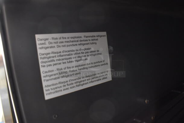 BRAND NEW SCRATCH AND DENT! Avanti BCF54S3S Metal Commercial Mini Cooler Merchandiser. 115 Volts, 1 Phase. 23.5x23.5x33. Tested and Working! - Image 5 of 6
