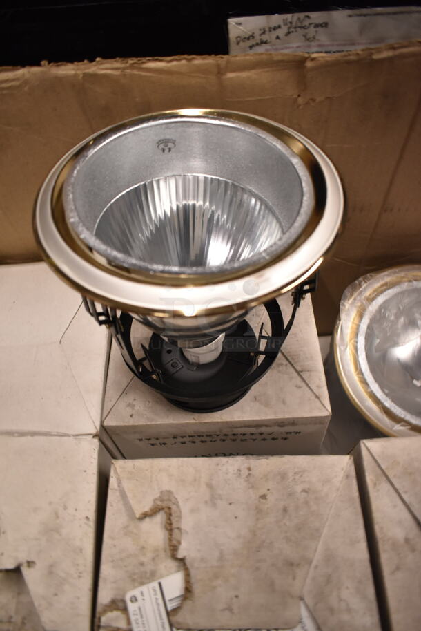 Box of 16 BRAND NEW! Dongnan MQa-Y5/40 Light Fixture. - Image 2 of 7