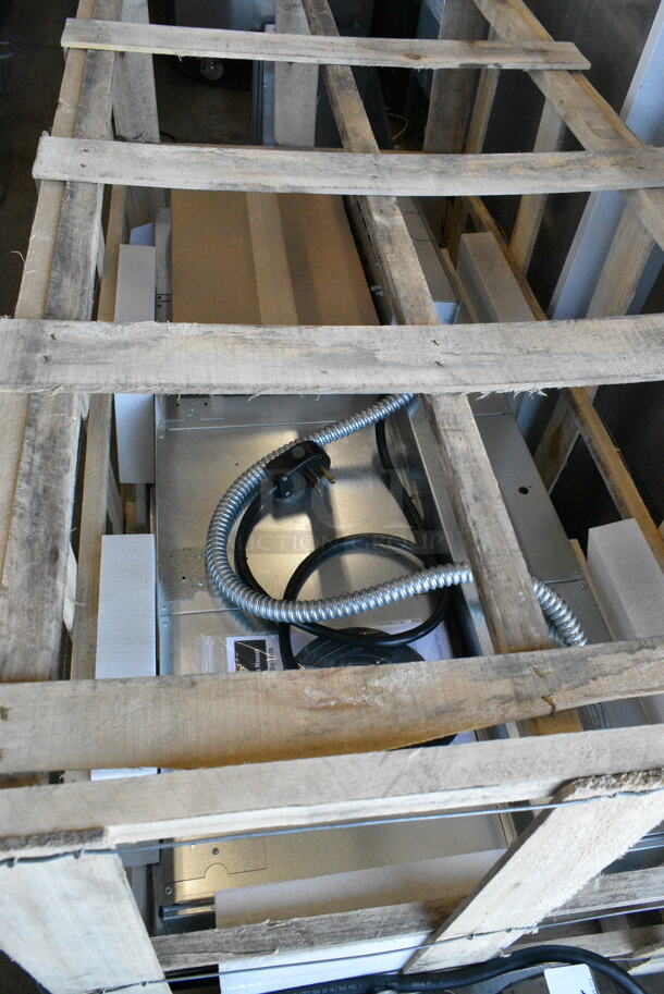 BRAND NEW SCRATCH AND DENT! Vollrath FC-4DH-04208-I Metal 4 Pan Drop-In Hot Food Well with Infinite Controls - 208-240 Volts, 1 Phase.  - Image 3 of 4