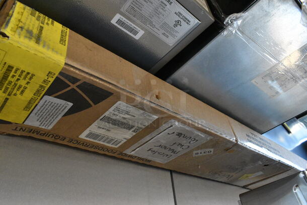 BRAND NEW IN BOX! Hatco GRAH-60 60" Glo-Ray High Wattage Infrared Food Warmer with Toggle Controls, 6" Chains, and S-Hooks. 120 Volts, 1 Phase.  - Image 2 of 3