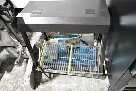 2023 Avantco 177HDC26 Metal Commercial Countertop Heated Display Case Merchandiser. Missing Doors. 120 Volts, 1 Phase. Tested and Working!