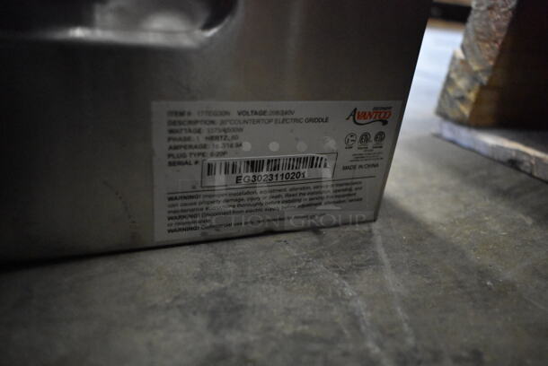 BRAND NEW SCRATCH AND DENT! Avantco 177EG30N Stainless Steel Commercial Countertop Electric Powered Flat Top Griddle. Does Not Have Legs. 208/240 Volts, 1 Phase.  - Image 6 of 6