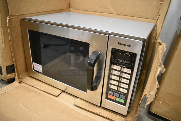 BRAND NEW! 2021 Panasonic Model NE-1054F Metal Countertop Microwave Oven w/ Plate. 120 Volts, 1 Phase. 20x13x12 - Image 2 of 5