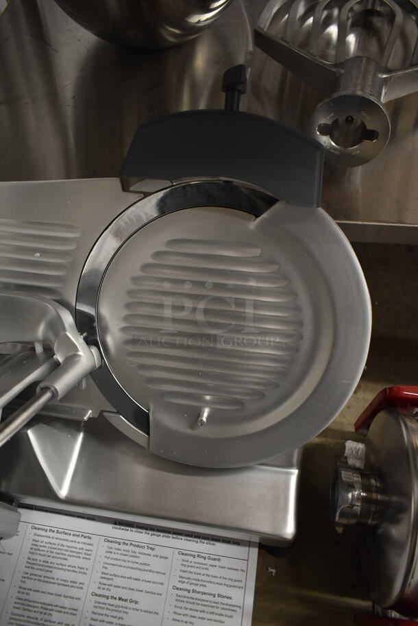 BRAND NEW SCRATCH AND DENT! 2023 Hobart Centerline EDGE12-11 Stainless Steel Commercial Countertop 12" Manual Meat Slicer w/ Blade Sharpener. 115 Volts, 1 Phase. Tested and Working! - Image 5 of 9