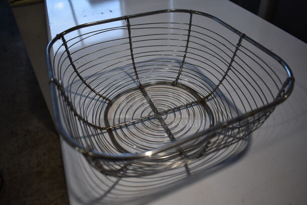 ALL ONE MONEY! Lot of 32 Metal Wire Baskets. 9.5x9.5x4. - Image 7 of 7