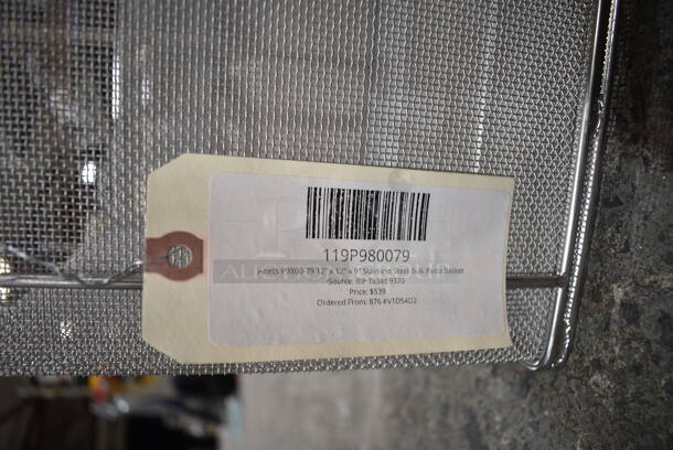 2 BRAND NEW SCRATCH AND DENT! Items; 119P980009 Anets P9800-09 13 3/4" x 12 1/4" x 5 1/2" Full Size Fryer Basket with Front Hook and 119P980079 Anets P9800-79 12" x 12" x 9" Stainless Steel Bulk Pasta Basket. 2 Times Your Bid! - Image 6 of 6