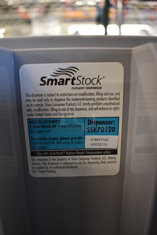 ALL ONE MONEY! Tier Lot of Various Items Including 2 SmartStock Plastic Utensil Dispensers - Image 7 of 10
