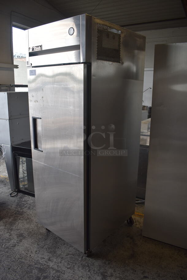 True TG1F-1S Commercial Stainless Steel Electric Powered One Section Reach In Freezer With Polycoated Racks on Commercial Casters. 115V/1 Phase Tested And Working - Image 3 of 5